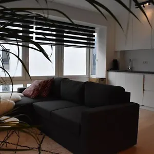 Apartment Vernieuwd Op 200m De Zee, Ostende